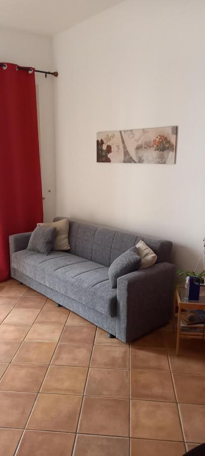 Casa Vacanze Chiara 泰拉西尼 外观 照片