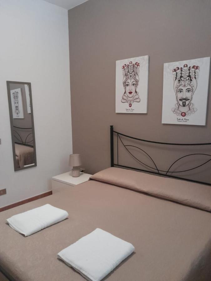 Casa Vacanze Chiara 泰拉西尼 外观 照片