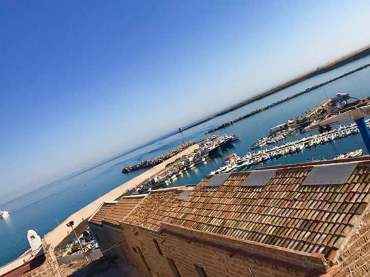 Casa Vacanze Chiara 泰拉西尼 外观 照片
